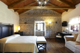Petritis Guest House – Οίτυλο, Μάνη ✦ 2 Ημέρες (1 Διανυκτέρευση) ✦ 2 άτομα ✦ 2 ✦ έως 31/10/2027 ✦ Υπέροχη Τοποθεσία!