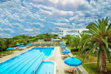 Xenios Port Marina Hotel – Πευκοχώρι, Χαλκιδική ✦ 4 Ημέρες (3 Διανυκτερεύσεις) ✦ 2 άτομα ✦ 47 ✦ έως 05/10/2026 ✦ Μπροστά στην θάλασσα!