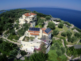Porto Valitsa – Παλιούρι, Χαλκιδική ✦ 3 Ημέρες (2 Διανυκτερεύσεις) ✦ 2 άτομα + 1 παιδί έως 1 έτους ✦ 2 ✦ 20/05/2027 έως 04/10/2027 ✦ Μπροστά στην θάλασσα!