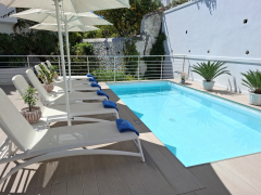 Porto Vecchio Luxury Suites – Σπέτσες ✦ 3 Ημέρες (2 Διανυκτερεύσεις) ✦ 2 άτομα ✦ 2 ✦ έως 01/11/2026 ✦ Στο παλιό Λιμάνι!