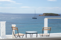 Poseidon Apartments & Villas by the Sea – Σούνιο ✦ 2 Ημέρες (1 Διανυκτέρευση) ✦ 2 άτομα ✦ 1 ✦ έως 01/08/2026 ✦ Δίπλα στη Θάλασσα!