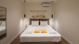 Pylosea Luxury Lodge – Πύλος, Μεσσηνία ✦ 2 Ημέρες (1 Διανυκτέρευση) ✦ 2 άτομα + 1 παιδί έως 3 ετών ✦ 1 ✦ έως 31/12/2026 ✦ Υπέροχη τοποθεσία!