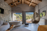 Evora Suites – Γαύρος, Καρπενήσι ✦ 2 Ημέρες (1 Διανυκτέρευση) ✦ 2 άτομα ✦ 2 ✦ έως 31/03/2027, για διαμονή Κυριακή έως Πέμπτη ✦ Μαγευτική Τοποθεσία!