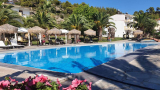 Koviou Holiday Village – Νικήτη, Χαλκιδική ✦ 2 Ημέρες (1 Διανυκτέρευση) ✦ 2 άτομα + 2 παιδιά, 1 έως 12 ετών και 1 έως 2 ετών ✦ 8 ✦ 20/09/2026 έως 30/09/2026 ✦ Κοντά στην παραλία!