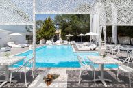 Racconto Boutique Design Hotel – Αλωνάκια, Πάργα ✦ 2 Ημέρες (1 Διανυκτέρευση) ✦ 2 άτομα ✦ 2 ✦ έως 05/10/2026 ✦ Κοντά στο κέντρο της Πάργας