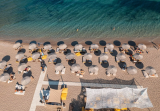Soros Beach – Αντίπαρος ✦ 2 Ημέρες (1 Διανυκτέρευση) ✦ 2 άτομα + παιδί έως 2 ετών ✦ 2 ✦ 20/05/2027 έως 26/09/2027 ✦ Μπροστά στην παραλία!