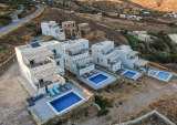 Antigoni Villas – Άνδρος ✦ -17% ✦ 8 Ημέρες (7 Διανυκτερεύσεις) ✦ 2 άτομα + 1 παιδί έως 2 ετών ✦ 1 ✦ έως 01/10/2026 ✦ Υπέροχη Τοποθεσία!